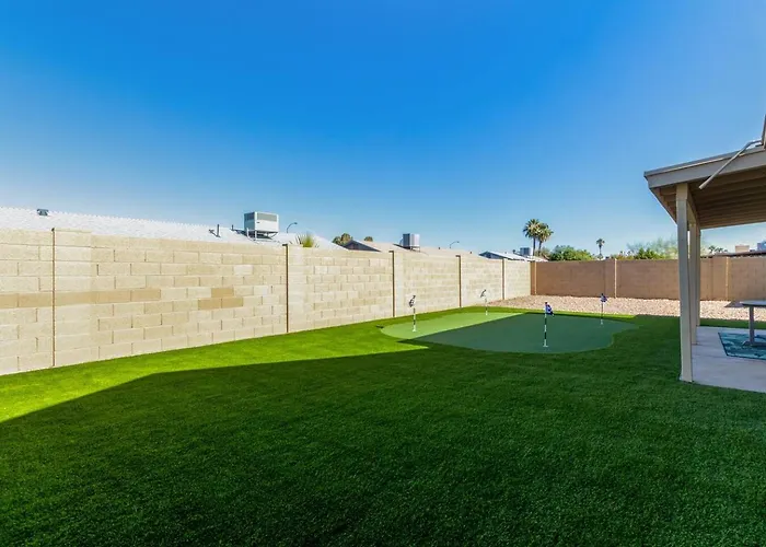 Stunning Hunter Single Family In The Heart Of Ferienhaus