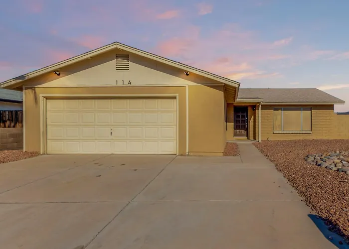Stunning Hunter Single Family In The Heart Of Ferienhaus *