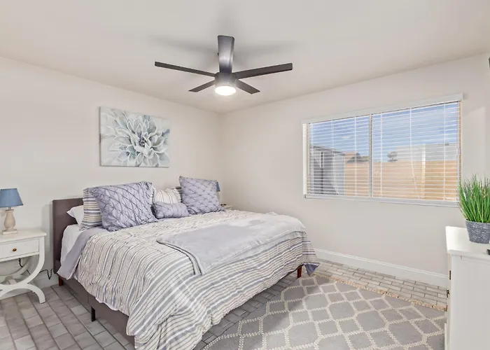 Stunning Hunter Single Family In The Heart Of Mesa